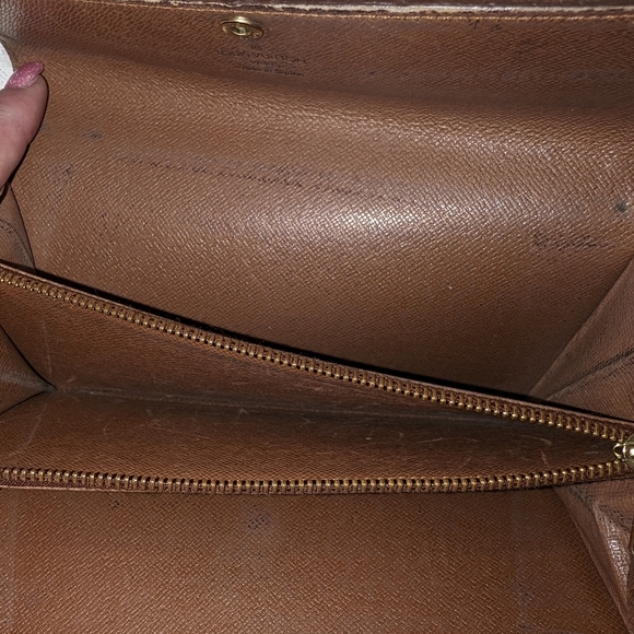 Louis Vuitton Sarah long wallet - Picture 4 of 10